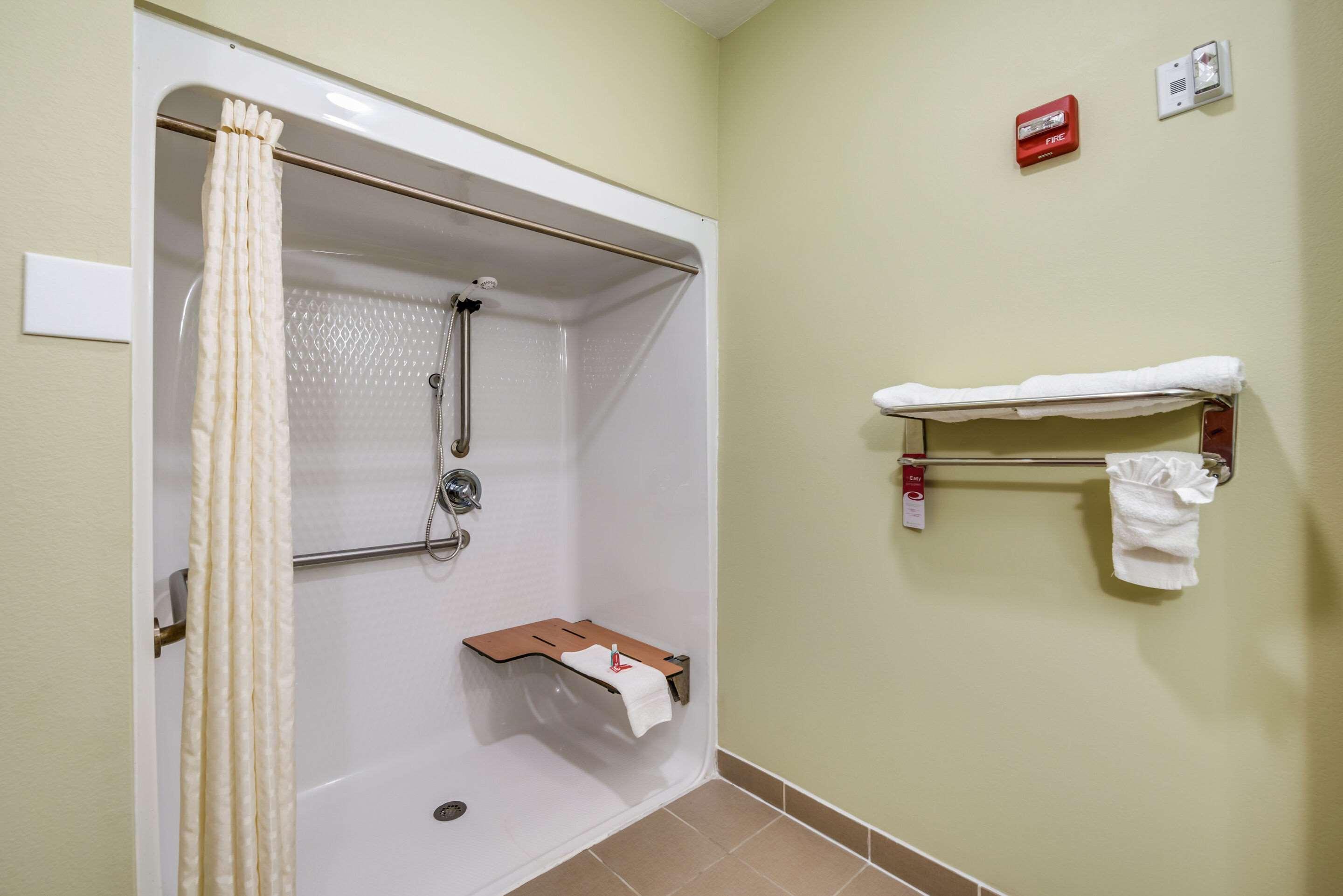 Econo Lodge Inn & Suites Little Rock Sw מראה חיצוני תמונה