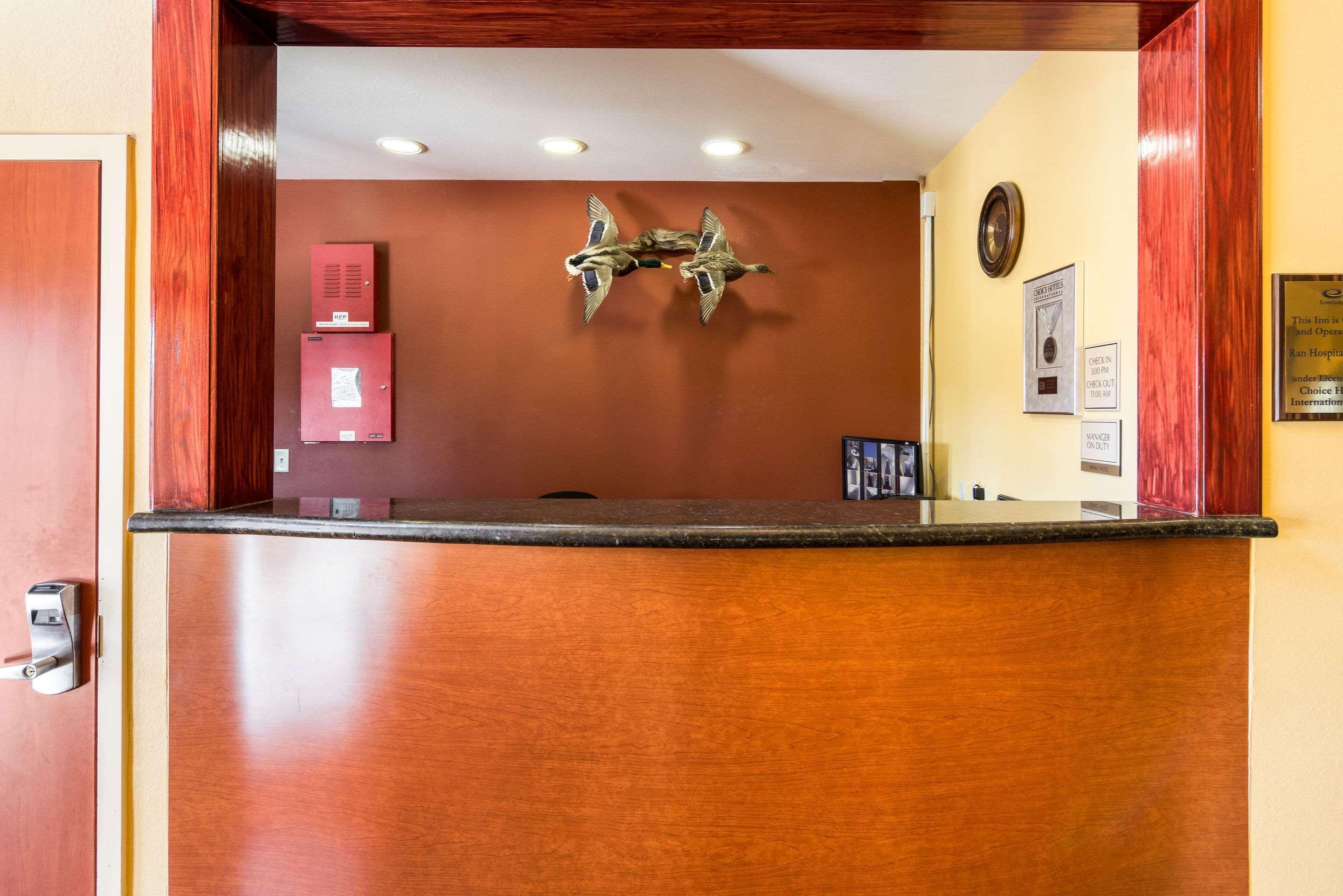 Econo Lodge Inn & Suites Little Rock Sw מראה חיצוני תמונה